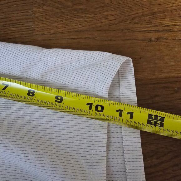 Travis Mathew Stripped Shorts-White-Men's 34 10.5 in inseam - Picture 7 of 7